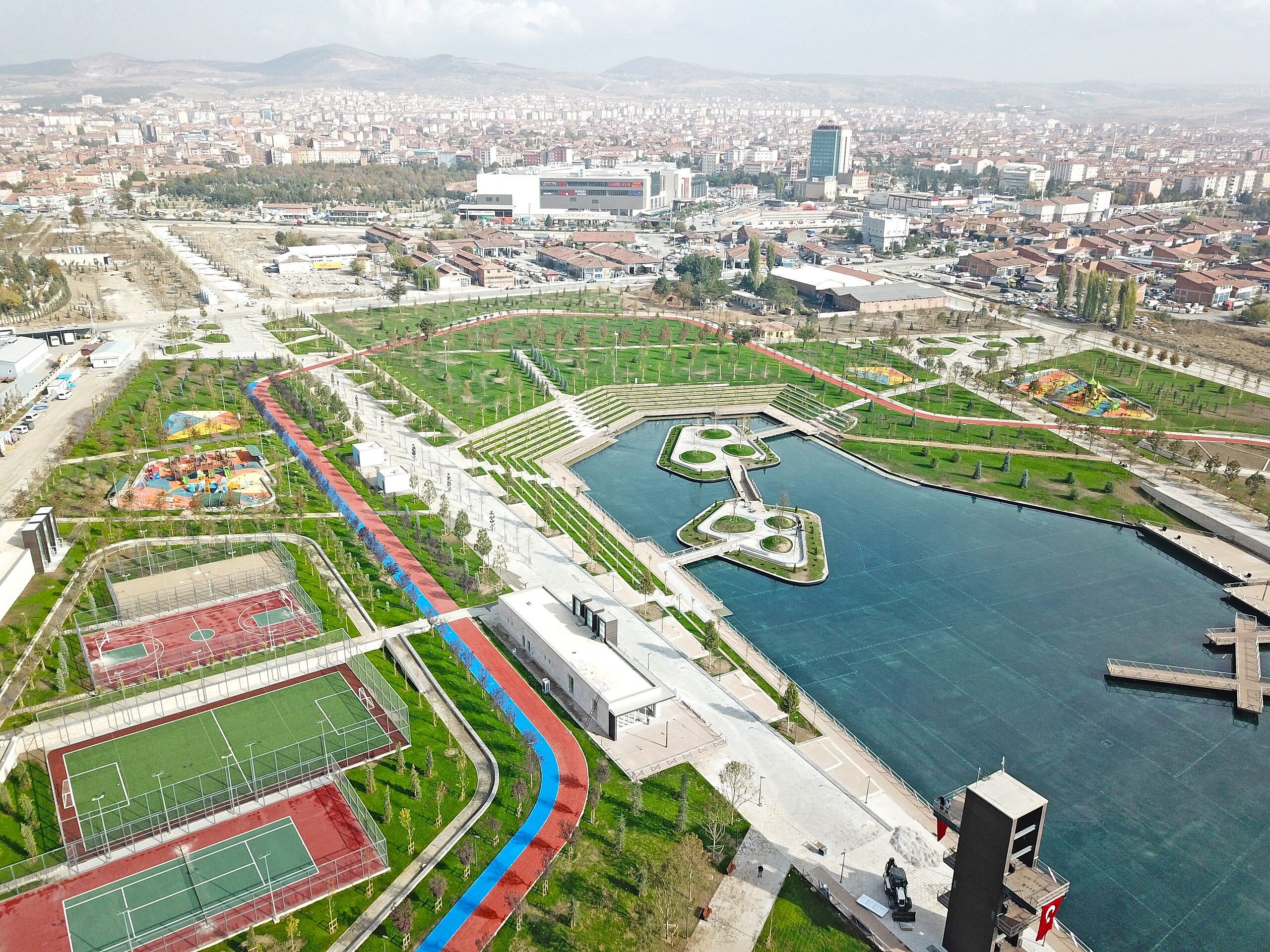 Türkiye’de 2002 Sonrası Muhafazakâr Düşüncenin Kent Kimliği Üzerindeki Etkisine İlişkin Bir Değerlendirme